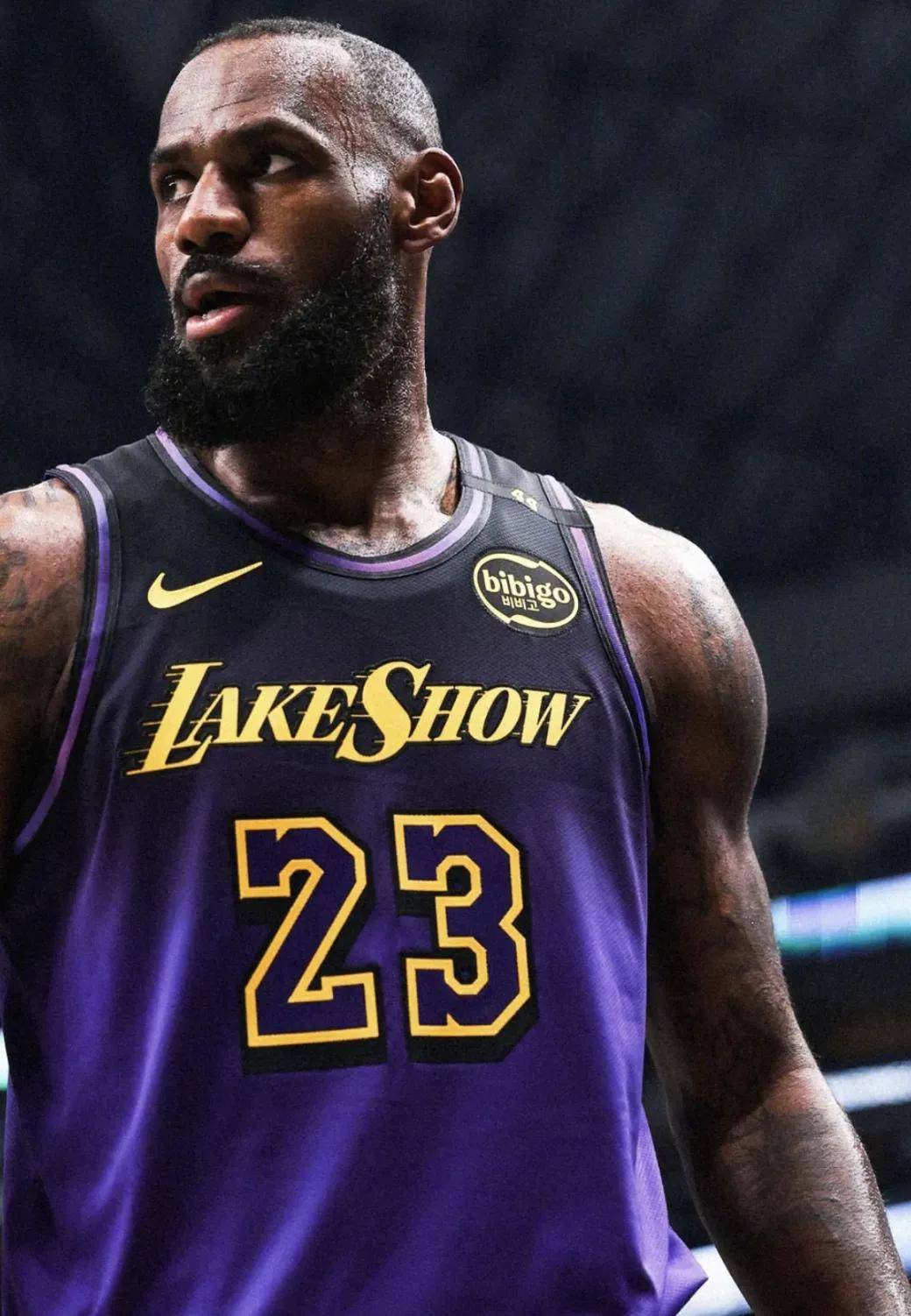 “混合脸谱”挑战来袭🔥是什么照片让小图拉姆笑出屏...（混合脸谱挑战刷屏🔥哪张照片让小图拉姆笑出屏幕？）