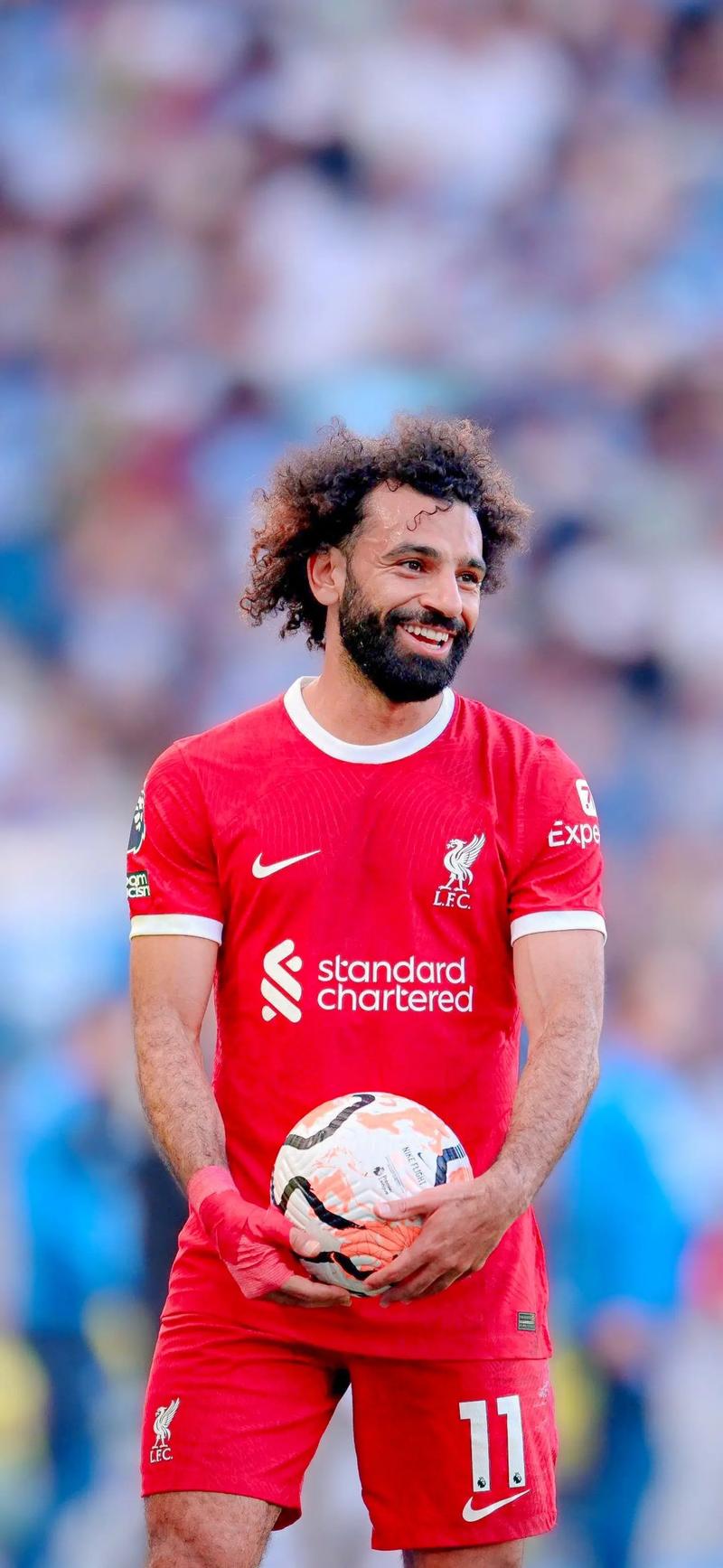 足球这项运动陪伴了我整个初高中，今天我十八岁了，...（十八岁这天，回望与足球同行的初高中岁月）