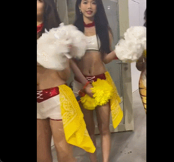 为加入湖人主动落选，到场均27分接班詹姆斯，曼巴精神激励着（为加盟湖人甘当落选秀，场均27分接班詹姆斯，曼巴精神加持）