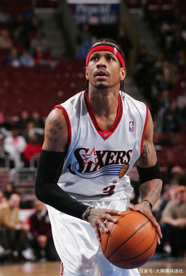 永远的科皇！拜仁在对阵圣保利赛前为科曼补办告别仪式（科皇永存！拜仁战圣保利前为科曼补办告别仪式）