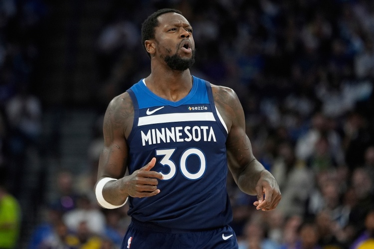 英超：阿森纳主场3-1大胜莱斯特城（英超：阿森纳主场3比1击败莱斯特城）