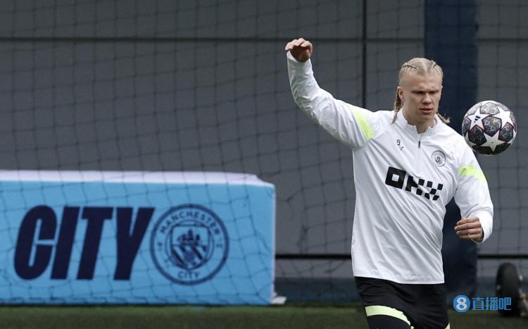 门德斯：萨福诺夫表现拯救了球队，为俱乐部创造历史感到自豪（门德斯：萨福诺夫力挽狂澜，我为俱乐部的历史性突破自豪）