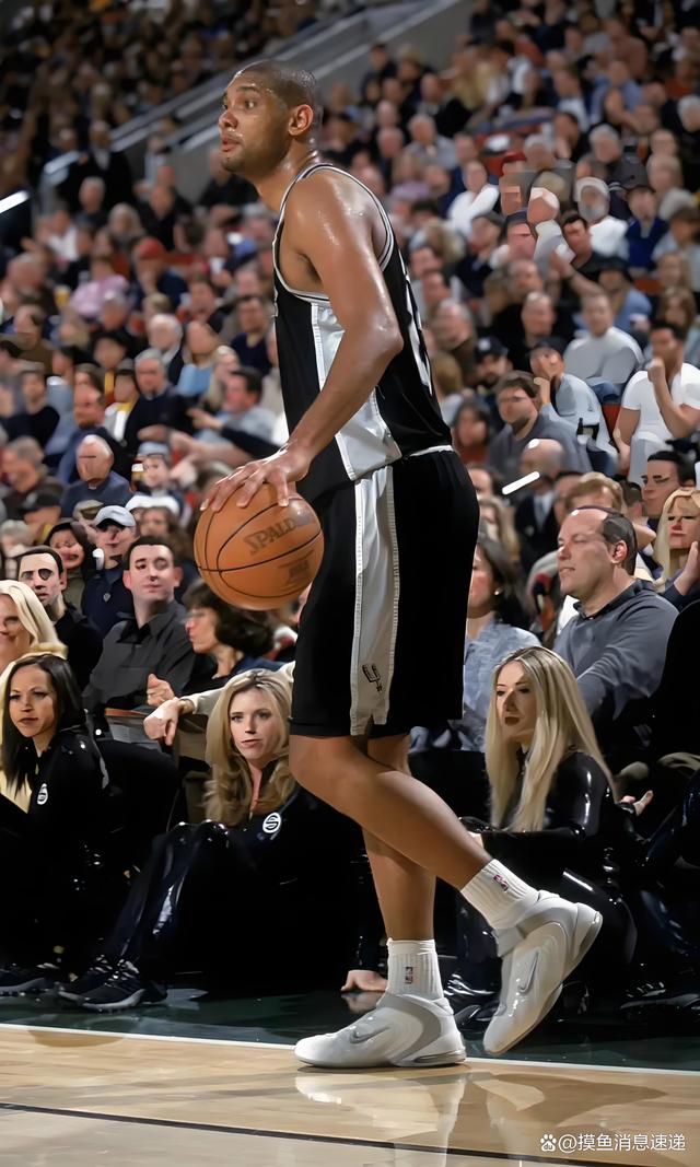 伊劳拉：曼联阵型变化给我们带来了压力，前段时间对位不理想（伊劳拉：曼联变阵让我们承压，此前对位安排并不理想）