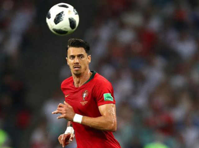 英媒：利物浦准备1.2亿镑+2000万镑报价伊萨克（英媒称：利物浦拟出1.2亿镑加2000万镑报价伊萨克）