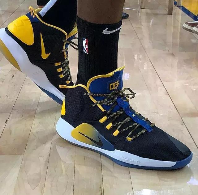 篮不住嘴丨湖人队侧翼补强该选谁？5大交易候选维金斯排第二（篮不住嘴｜湖人侧翼如何补强？五大交易人选，维金斯位居第二）